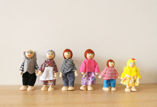 Pink Wooden House with 6 wooden family dolls